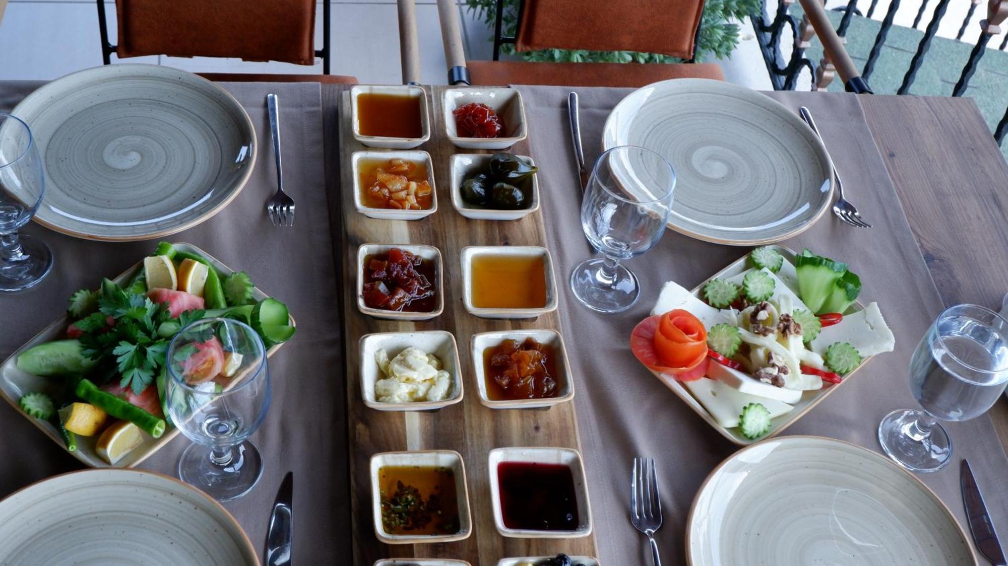Kazdagi Atila Bey Konagi Hotel Ayvacik ภายนอก รูปภาพ