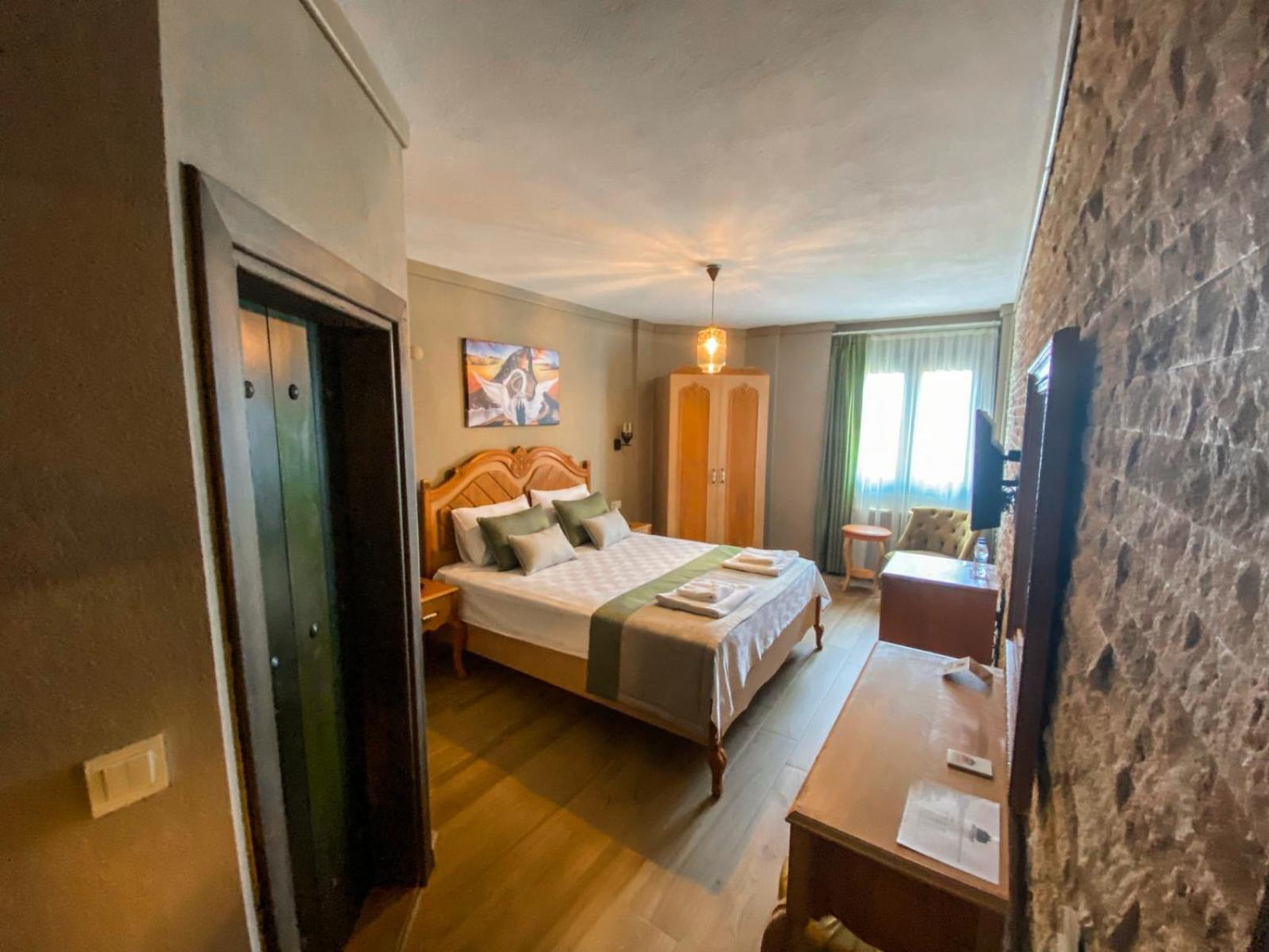 Kazdagi Atila Bey Konagi Hotel Ayvacik ภายนอก รูปภาพ