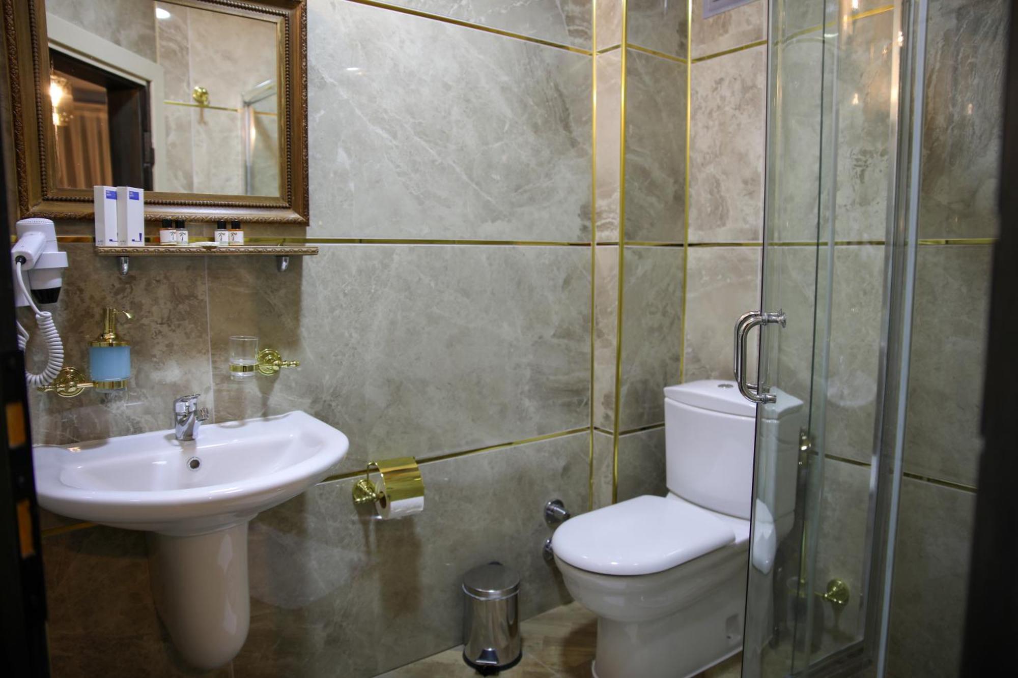 Kazdagi Atila Bey Konagi Hotel Ayvacik ภายนอก รูปภาพ