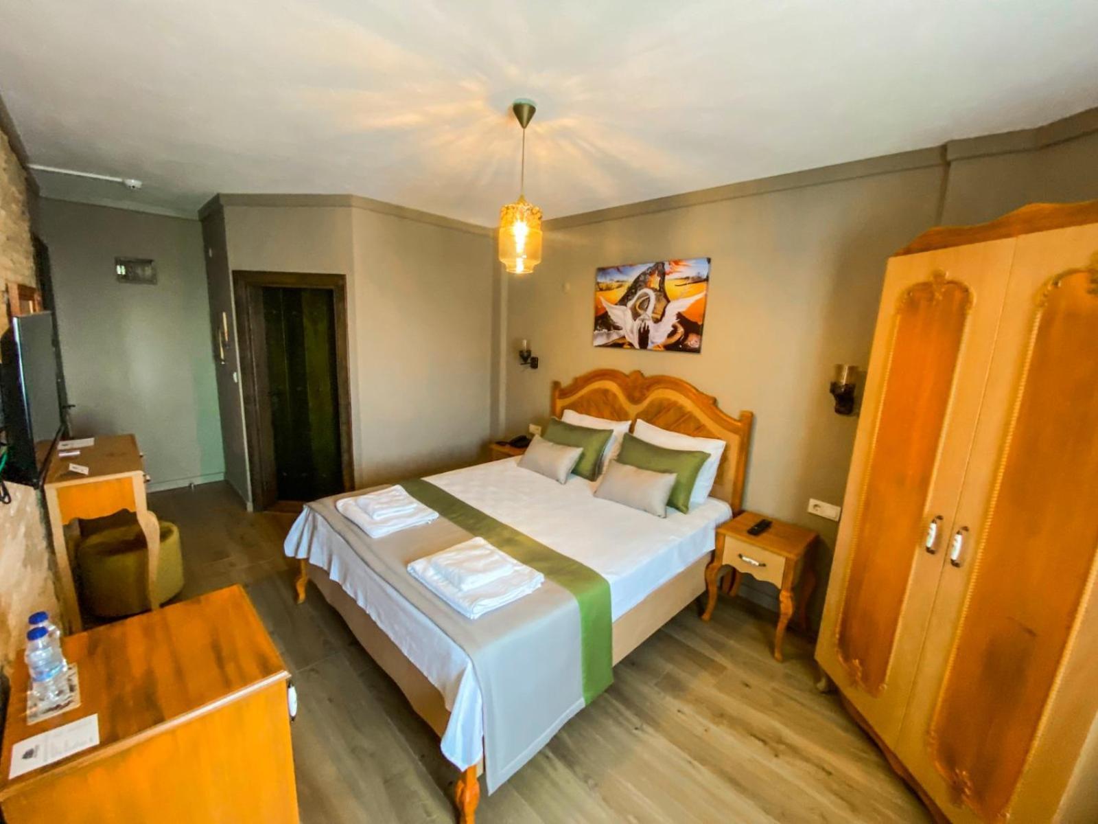 Kazdagi Atila Bey Konagi Hotel Ayvacik ภายนอก รูปภาพ