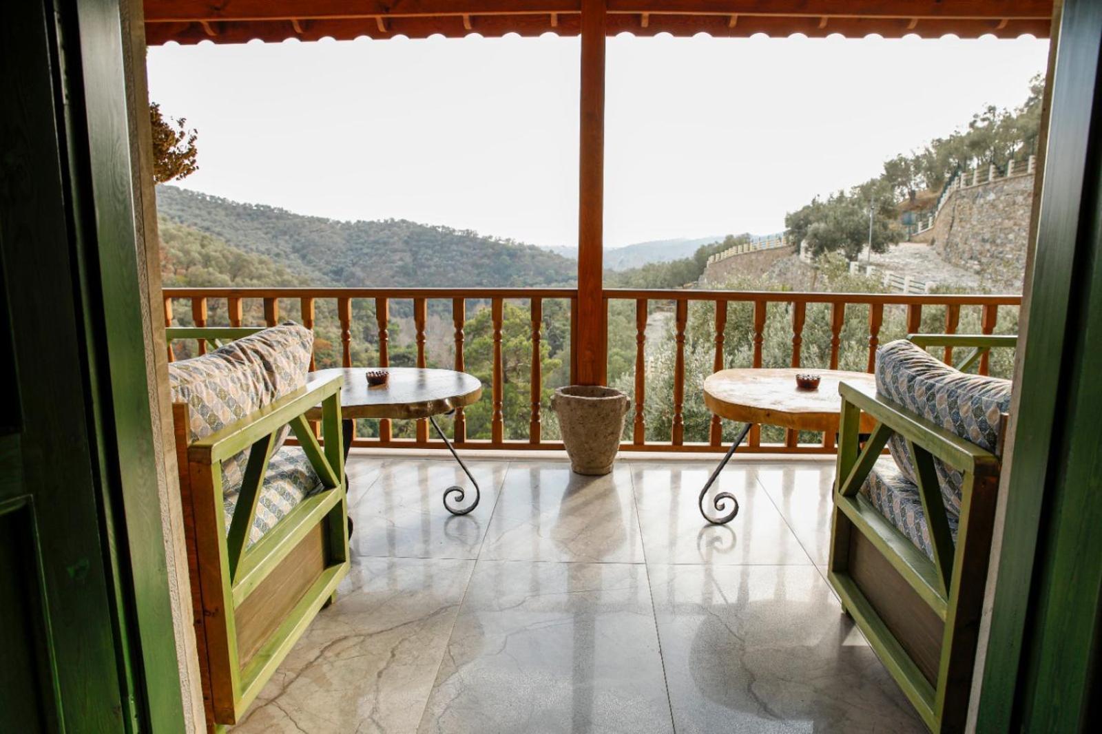 Kazdagi Atila Bey Konagi Hotel Ayvacik ภายนอก รูปภาพ