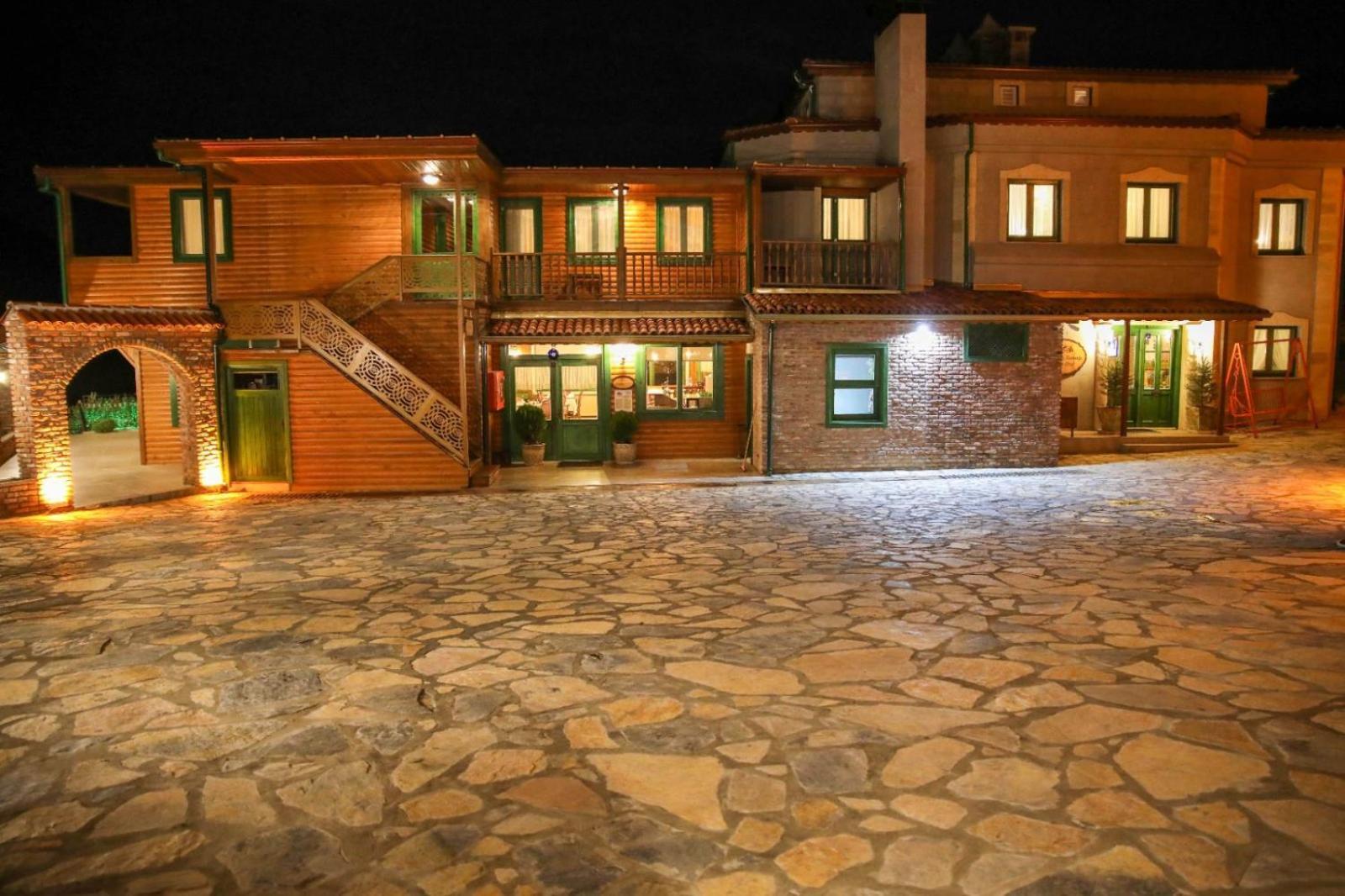 Kazdagi Atila Bey Konagi Hotel Ayvacik ภายนอก รูปภาพ